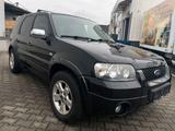 Ford Maverick 2.3l 4x4|AHK|LEDER|SHZ|1.5T NUTZLAST - schwarze Ford Maverick