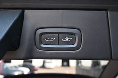 Fahrzeugabbildung Volvo V90 D5 AWD Polestar R-Design*STDHZG*360°*B&W*ACC