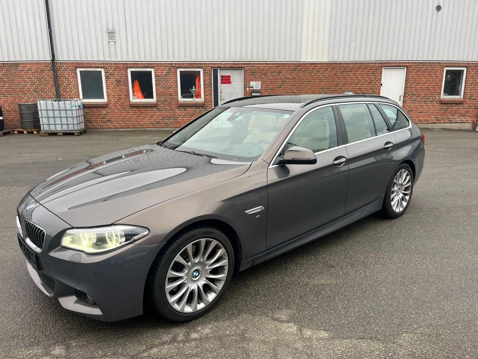 BMW 530d xDrive Touring A Modern Line