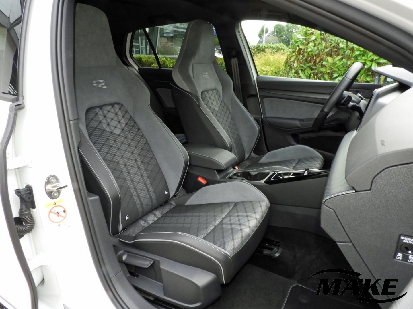 Golf R-Line 2.0 TSI 4Motion AHV ACC IQ.L NAV PD