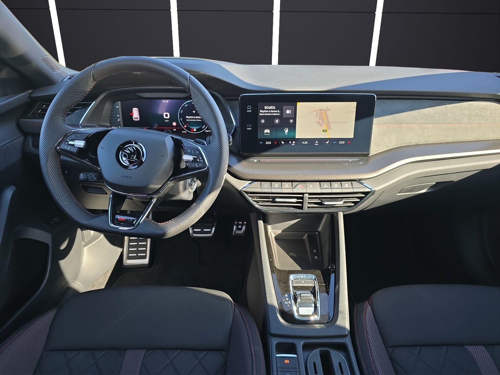 Fahrzeugabbildung SKODA Octavia Combi RS 4x4 2.0 TDI DSG ACC AHK RFK