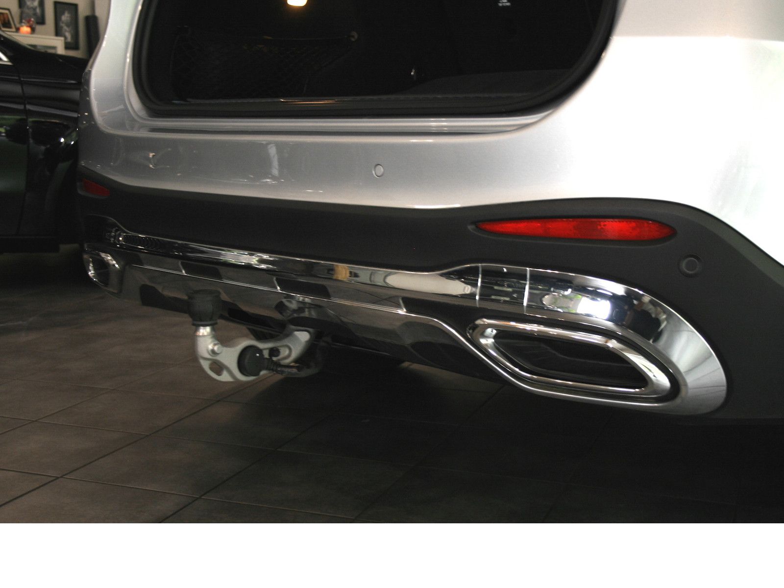 Fahrzeugabbildung Mercedes-Benz GLC 220 d 4M AMG *Distronic*AHK*Leder*Trittbrett