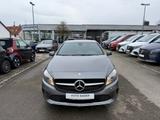 Mercedes-Benz A 180 Urban Automatik Garmin Kamera Parktronic - Mercedes-Benz A 180: Limousine