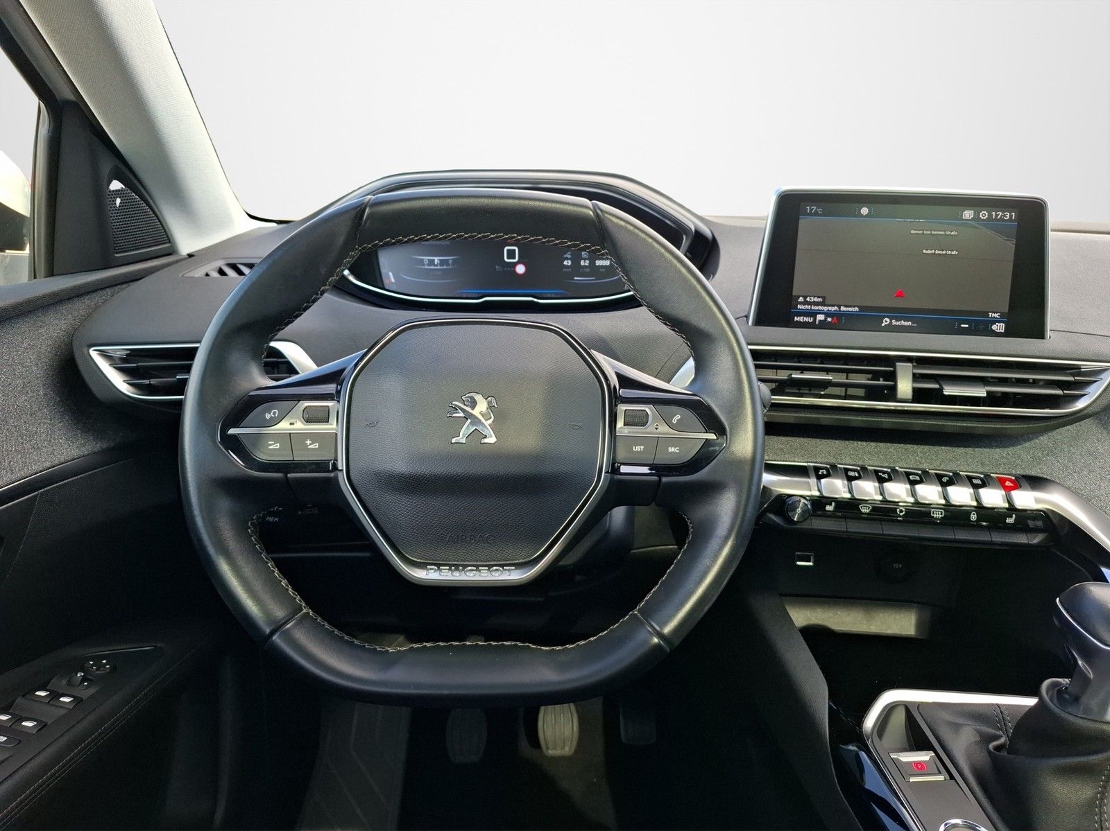 PEUGEOT 3008 Allure 1.5 BlueHDI KLIMA / NAVI / PANORAMA - Image 11