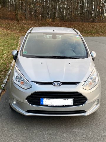 Ford B-Max 1,4 66kW Titanium, AHK, wenig KM 