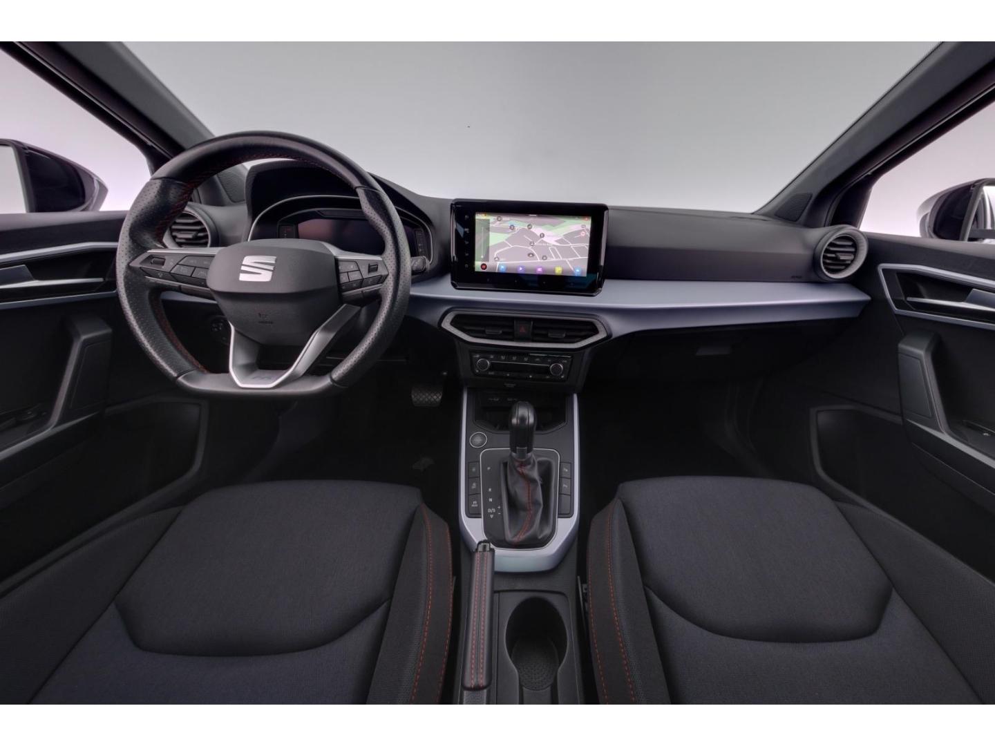 SEAT Arona 1.5TSI DSG FR+LED+NAVI+KAMERA+CARPLAY, миниатюра 9
