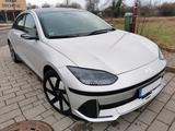 Hyundai IONIQ 6 77,4kWh UNIQ Pano, 8fach ber. - Hyundai IONIQ 6 mit Panoramadach