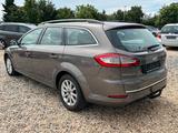 Ford Mondeo Turnier Titanium/2.HD/KLIMAA./AHK/NAVI./ - Ford Mondeo aus 2011: Titanium