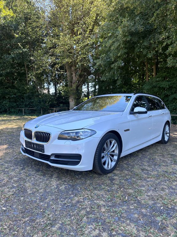Image of BMW 530