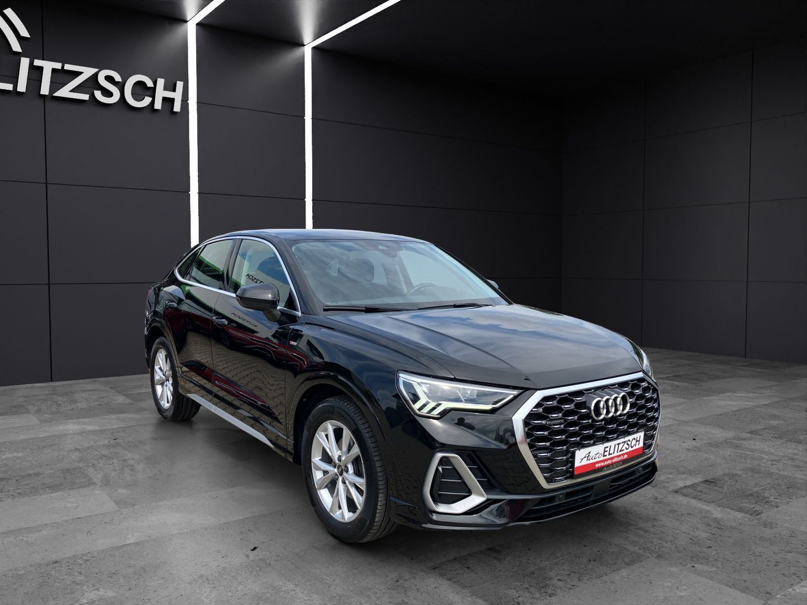 Fahrzeugabbildung Audi Q3 Sportback 35 TDI quattro S-line S-tronic LED