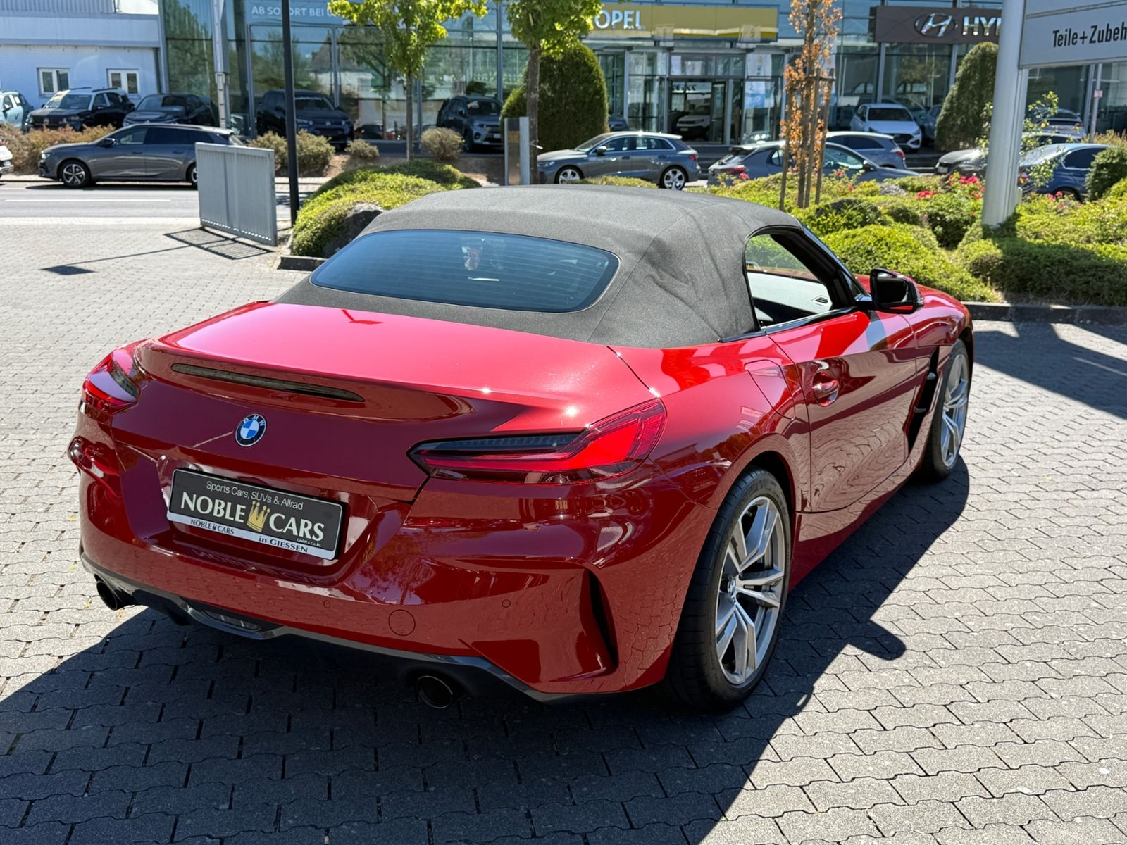 Fahrzeugabbildung BMW Z4 Roadster sDrive 30 i M Sport H/K LED NAVI
