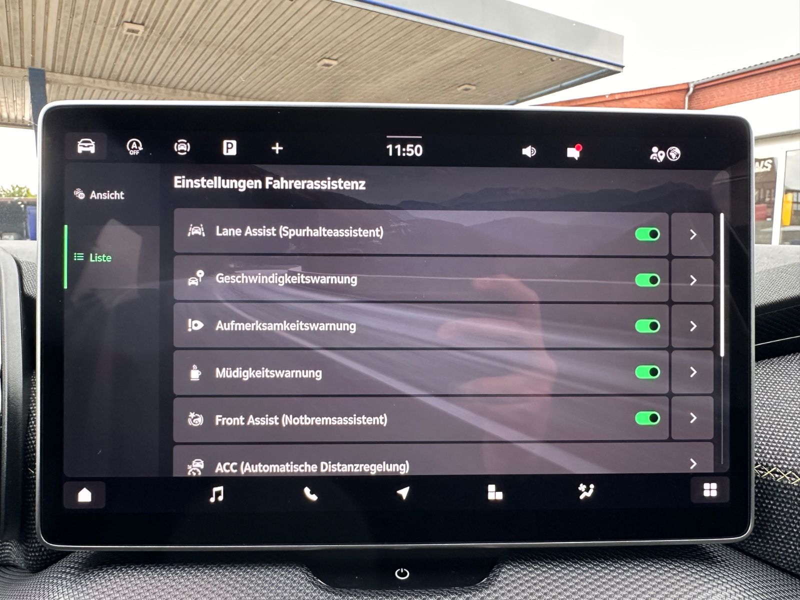 Fahrzeugabbildung SKODA Kodiaq 2.0 TDI 4x4 Selection AHK/7-Sitz/Navi/ACC