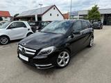 Mercedes-Benz B 200 Sportpaket Automatik Panorama AHK Bi-Xenon - Mercedes-Benz B 200 mit Benzin-Antrieb: Sitzheizung