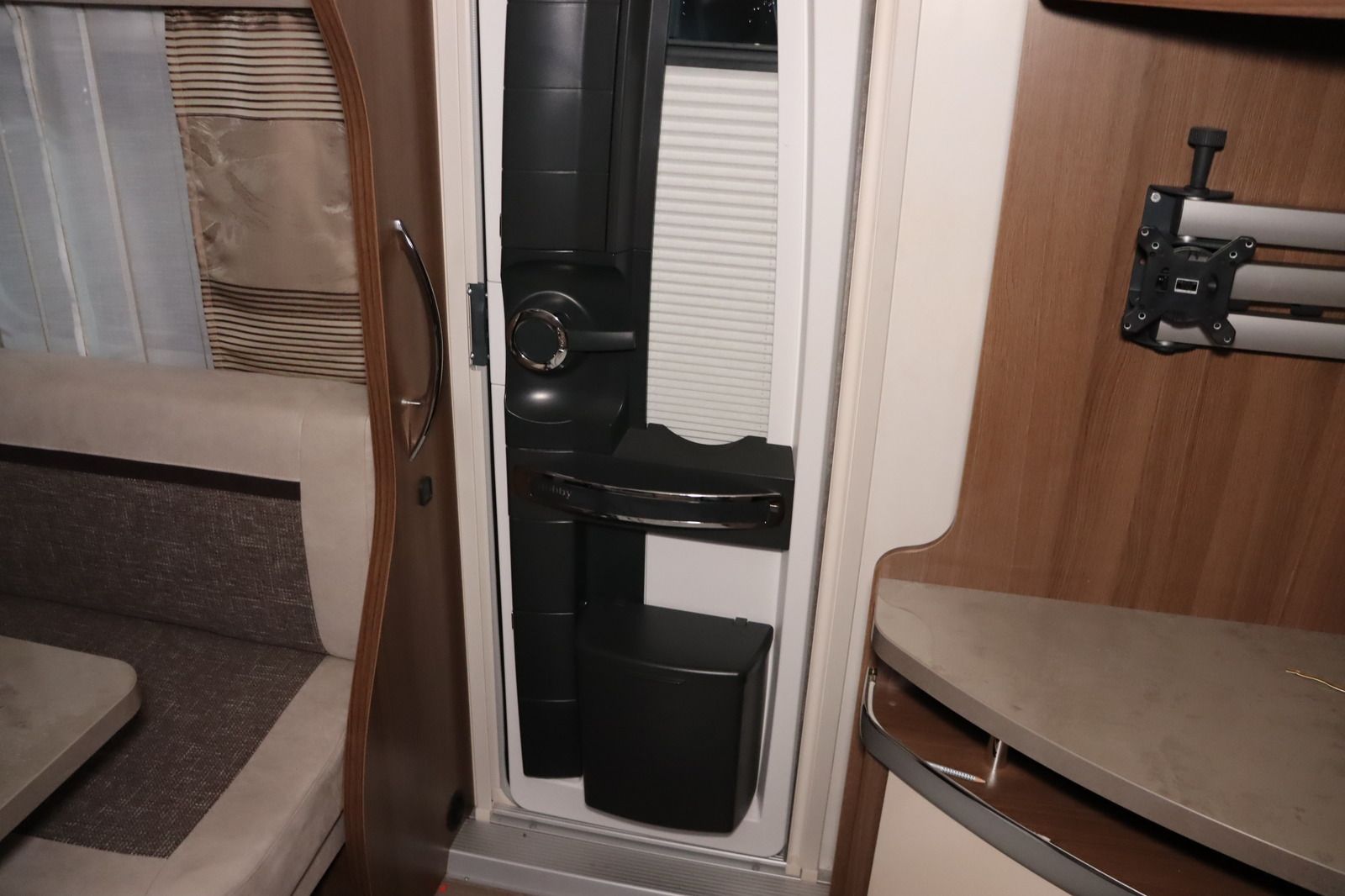 Fahrzeugabbildung Hobby Prestige 720 KWFU * 100km/h * DU * WC * Etage