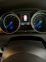 Volkswagen Golf 2.0 TSI DSG 4MOTION BMT R Variant R - mit Benzin-Antrieb: Kombi, 2.0