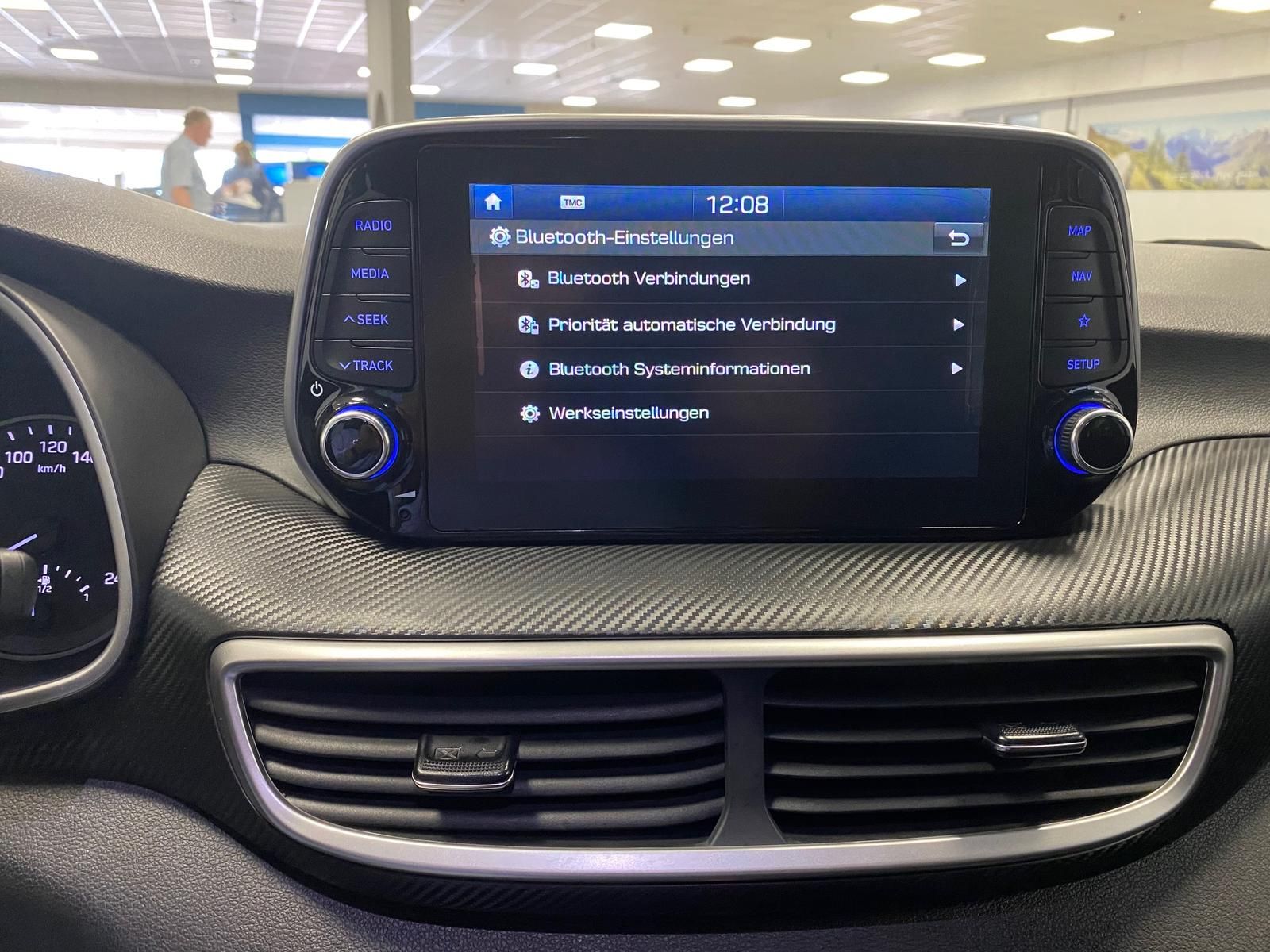 Fahrzeugabbildung Hyundai TUCSON 1.6+KAMERA+NAVI+ALLWETTER+PANORAMADACH