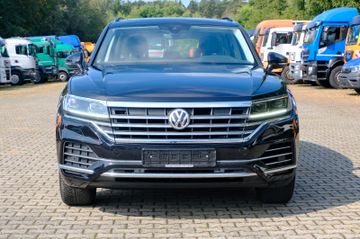 Volkswagen Touareg - 11