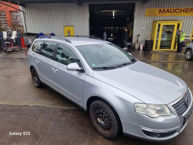 Volkswagen Passat Variant Comfortline,Klima,servo,usw.