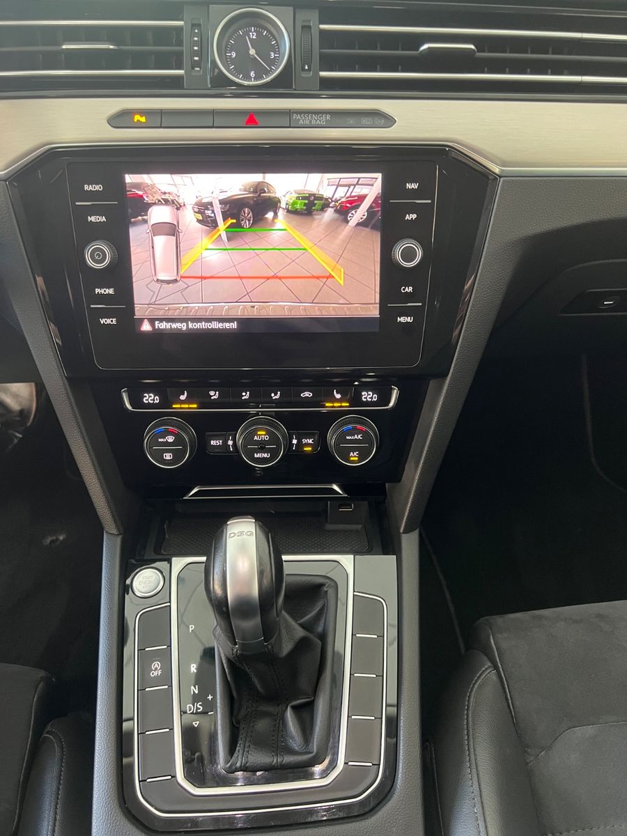 Fahrzeugabbildung Volkswagen Passat 2.0TDI DSG Variant Highline *MASSAGE*