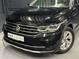 Volkswagen Tiguan 1.5 TSI DSG Elegance *PANORAMA*KAMERA*AHK - Volkswagen Tiguan: Elegance