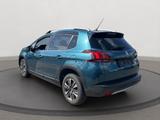 Peugeot 2008 Crossway 1.2 ALLWETTER NAVI SHZ PDC KAMERA - Peugeot 2008 Crossway mit Benzin-Antrieb