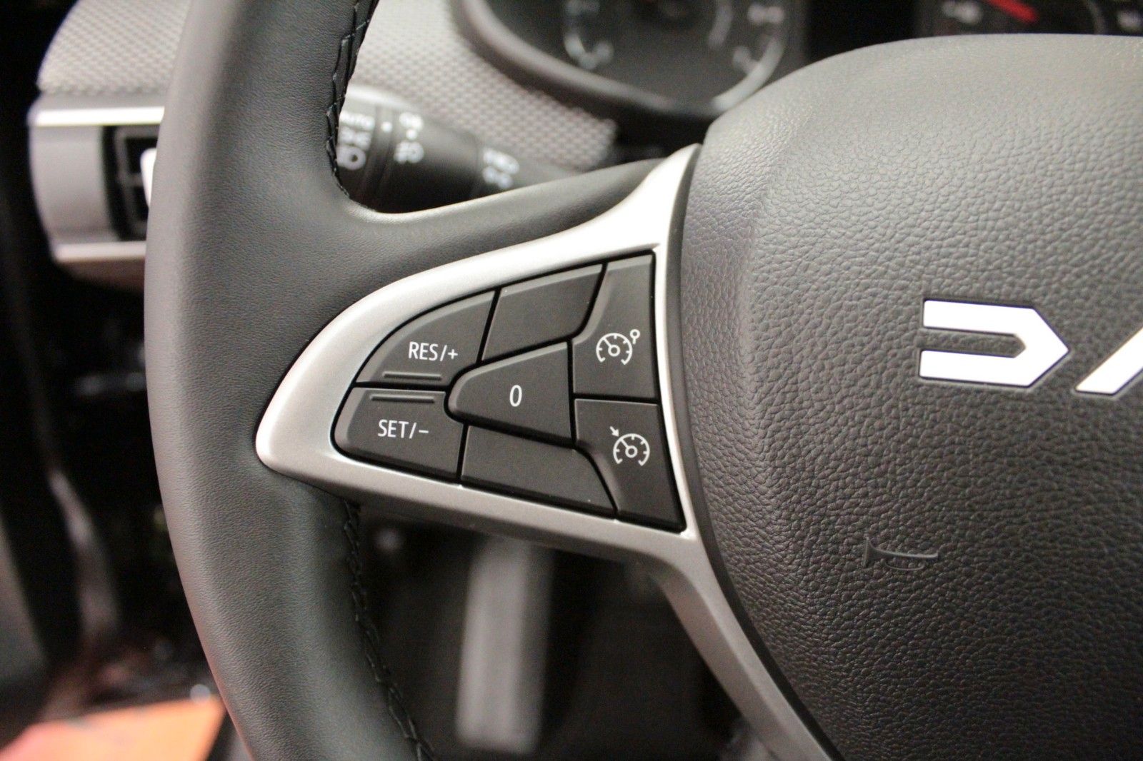 Fahrzeugabbildung Dacia Sandero TCe 90 Expression*15103*