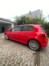 Volkswagen Golf V R32 - Volkswagen Golf: R 32