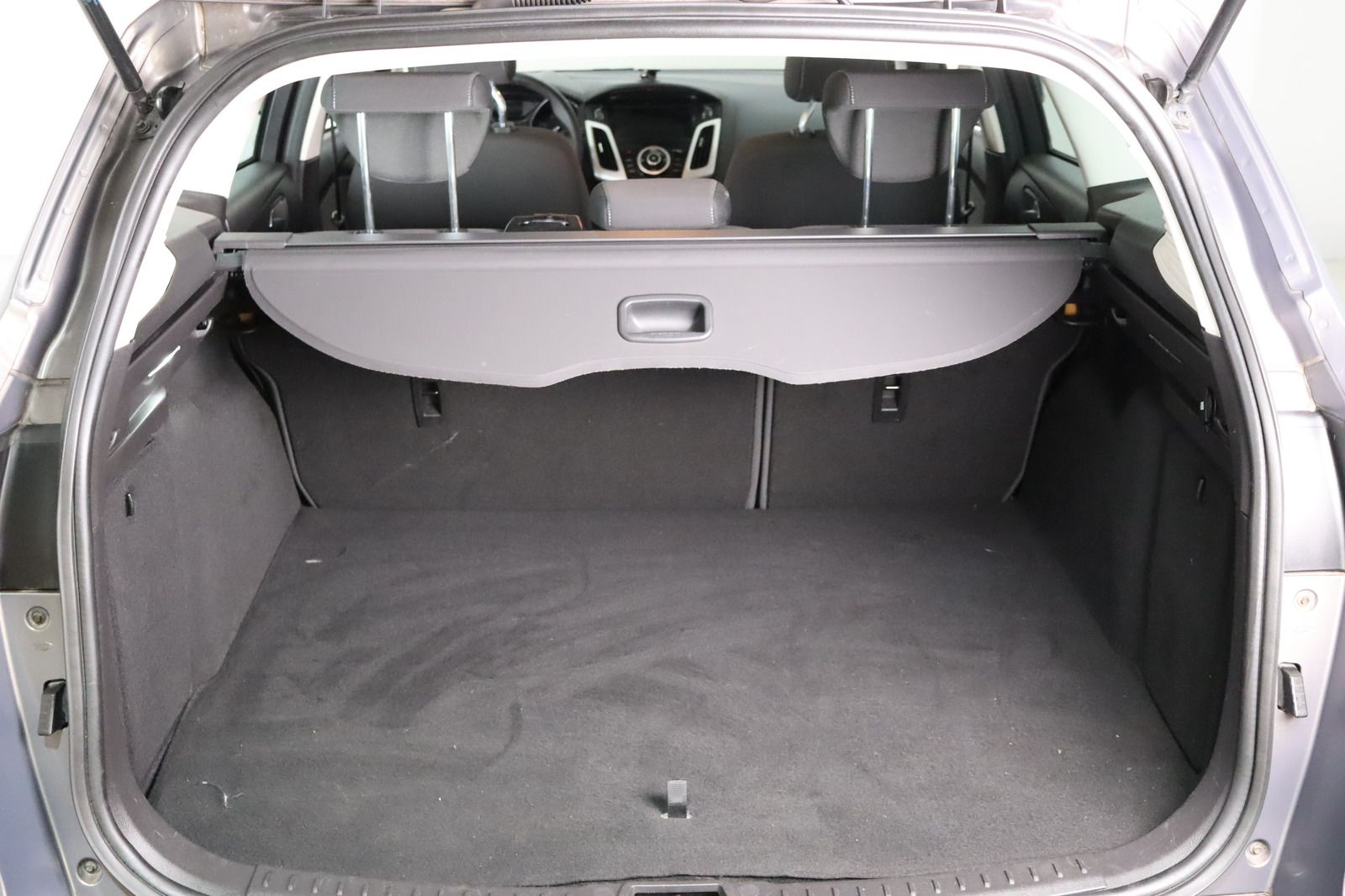 Fahrzeugabbildung Ford Focus 1.6 EcoBoost Turnier * 1. Hand * Anhängerk