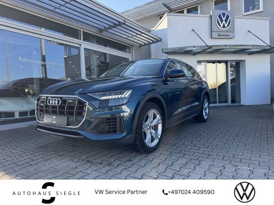Image of Audi Q8