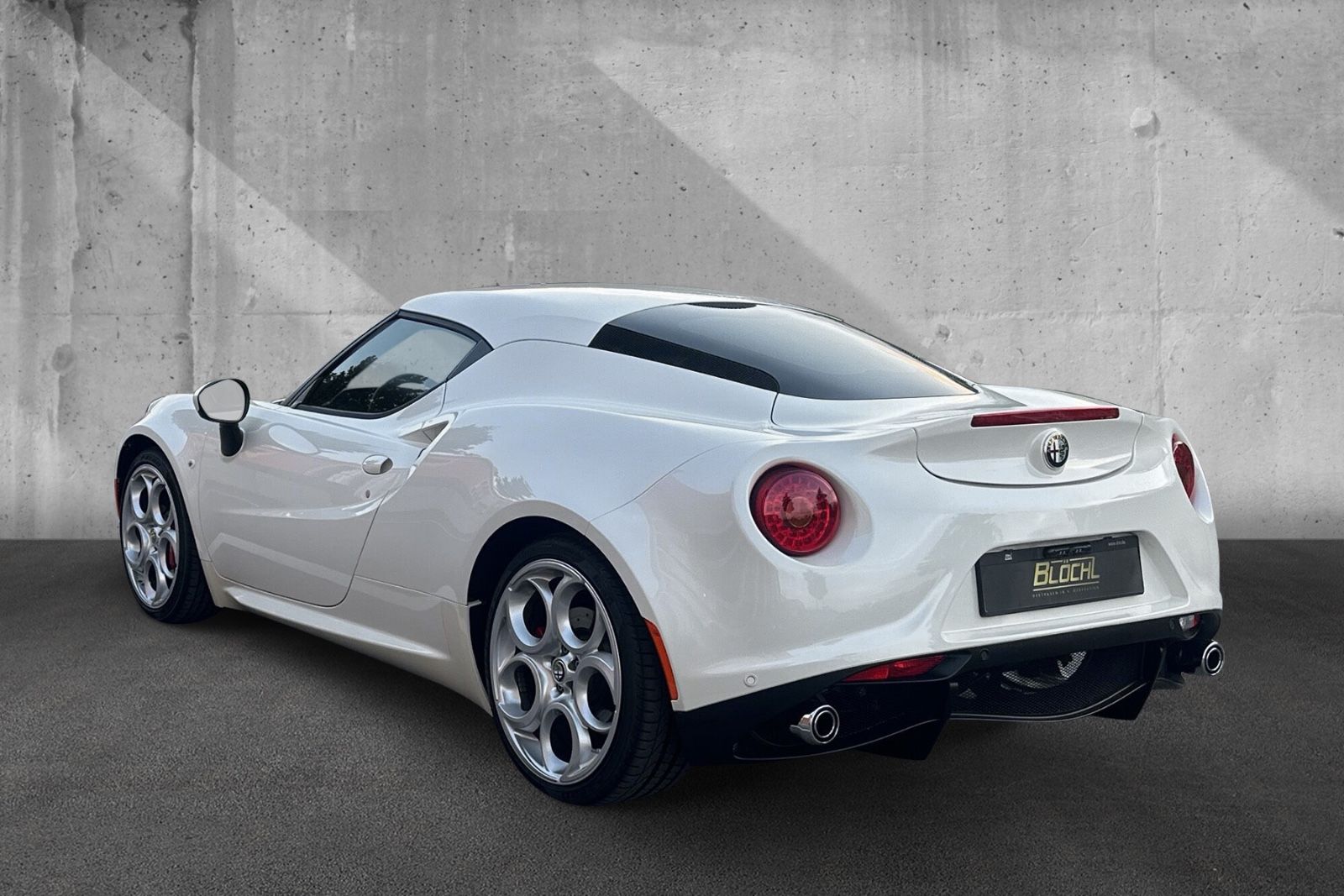 Fahrzeugabbildung Alfa Romeo 4C*1.Hand*Deutsches Auto*Carbon Scheinwerfer