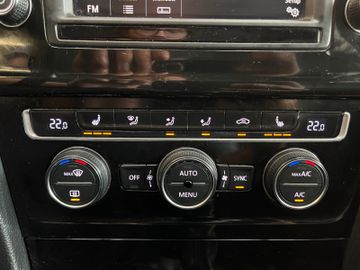 MYAUTOCENTER – Gebraucht- und Jahreswagen mit Werkstattservice in Pfaffenhofen Volkswagen Golf VII Variant Highline BMT *1. Hand*Massage*