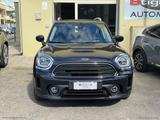MINI Mini One D Business Countryman - blaue MINI One D Countryman