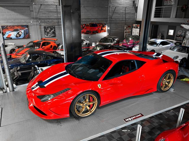 Ferrari 458 Speciale - lift system - carbon fiber