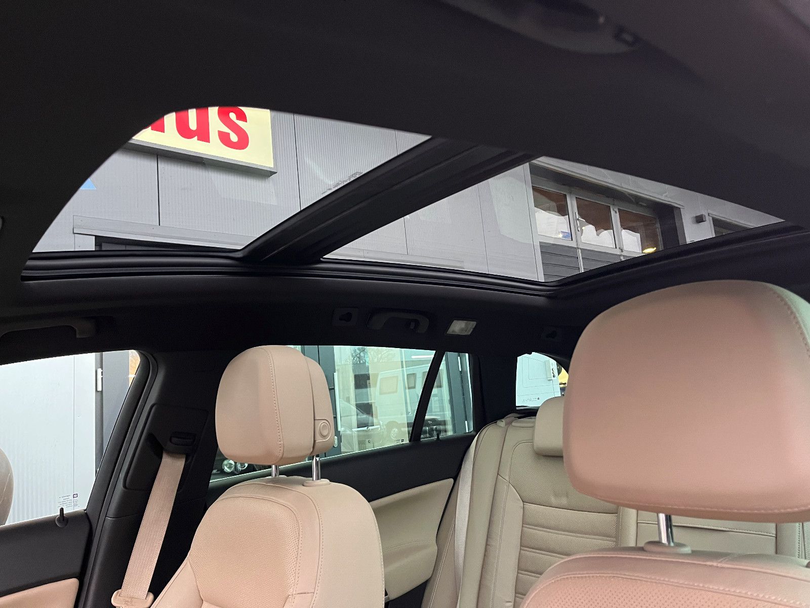 Fahrzeugabbildung Opel Insignia A Sports Tourer Innovation OPC Line 4x4