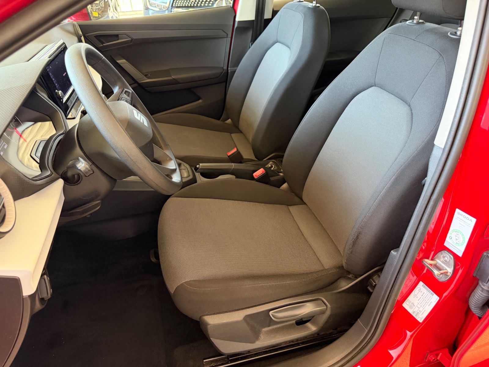 Fahrzeugabbildung SEAT Ibiza Reference * 1.HAND *