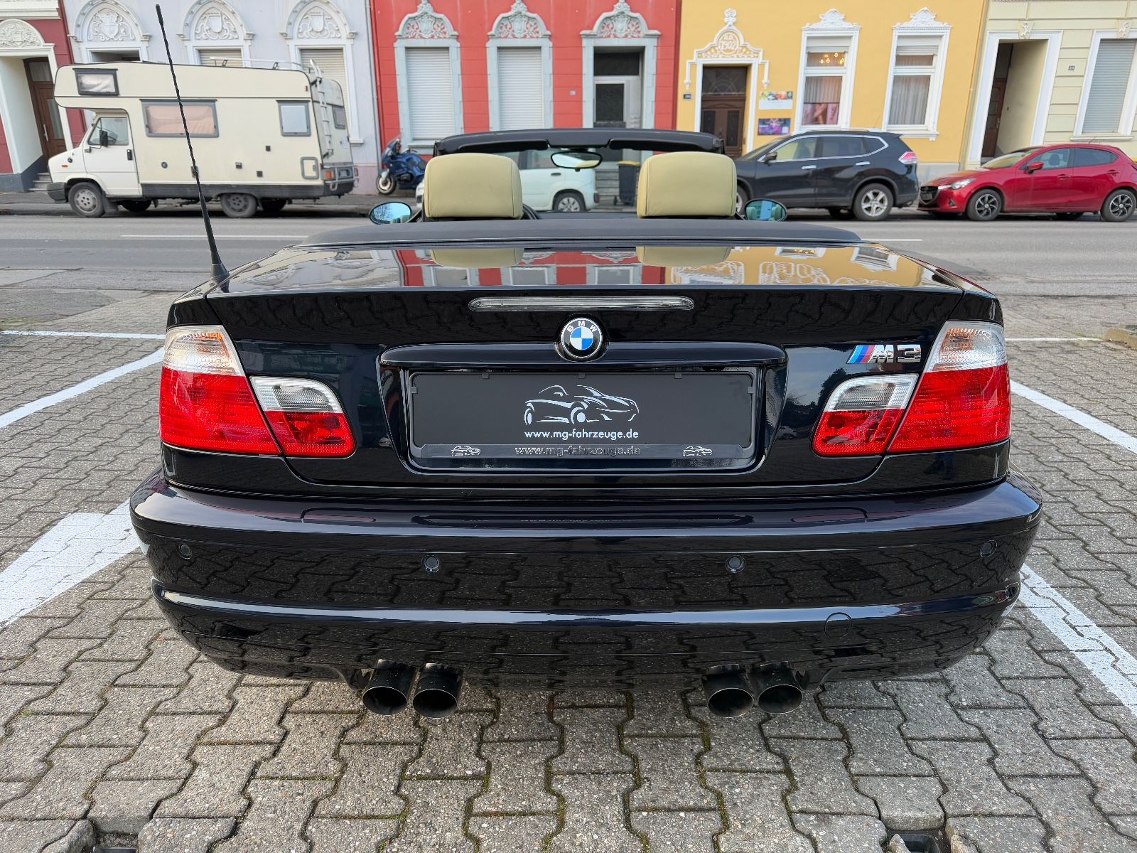 Fahrzeugabbildung BMW M3 Baureihe M3 Cabrio 2-HAND BMW SCHECKHEFT