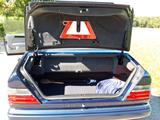 Mercedes-Benz E 200 E 200 - Mercedes-Benz E-Class aus 1995