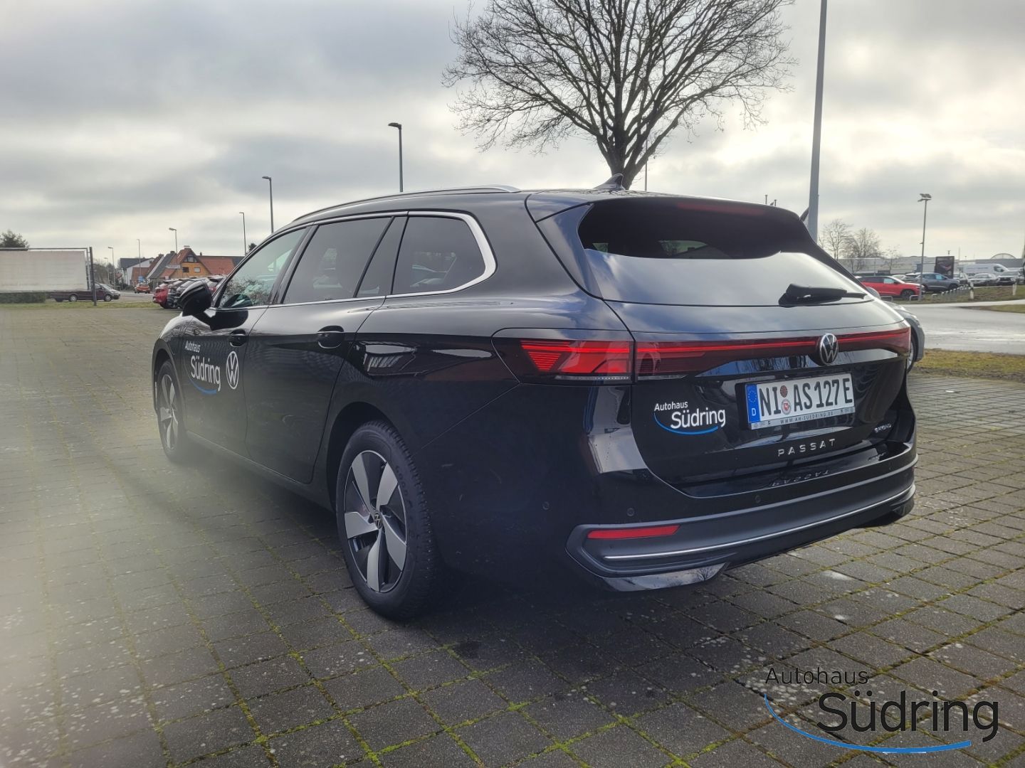 Passat Variant 1,5 TSI eHybrid Business HUD AHK