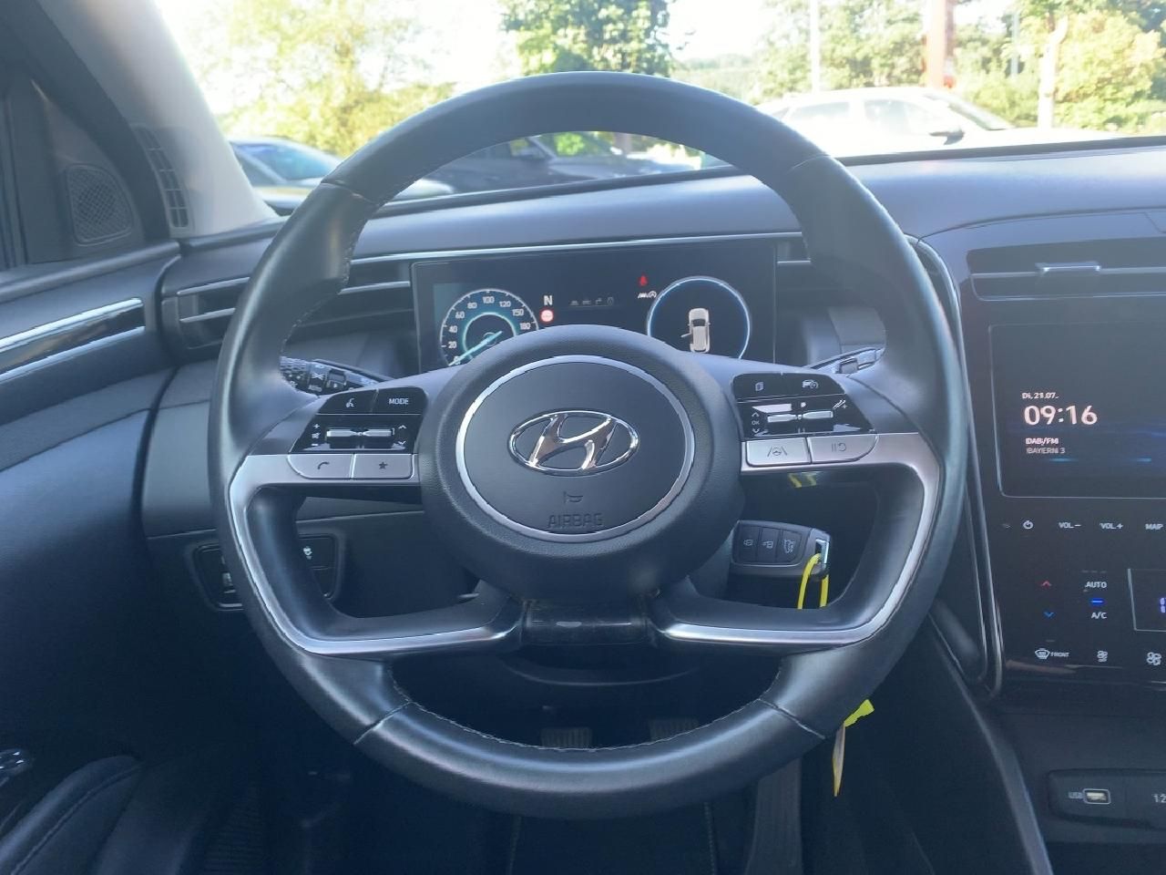 Fahrzeugabbildung Hyundai Tucson Select Mild-Hybrid 2WD + Funktions-Paket*