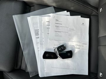 Bild 23 Skoda Octavia Combi 1st Edition*LEDER*MATRIX*StHz*SzHz