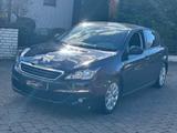 Peugeot 308 Style Edition*Klima*Ahk*R.Cam*Sparsam*Gepf.. - Peugeot 308: Style
