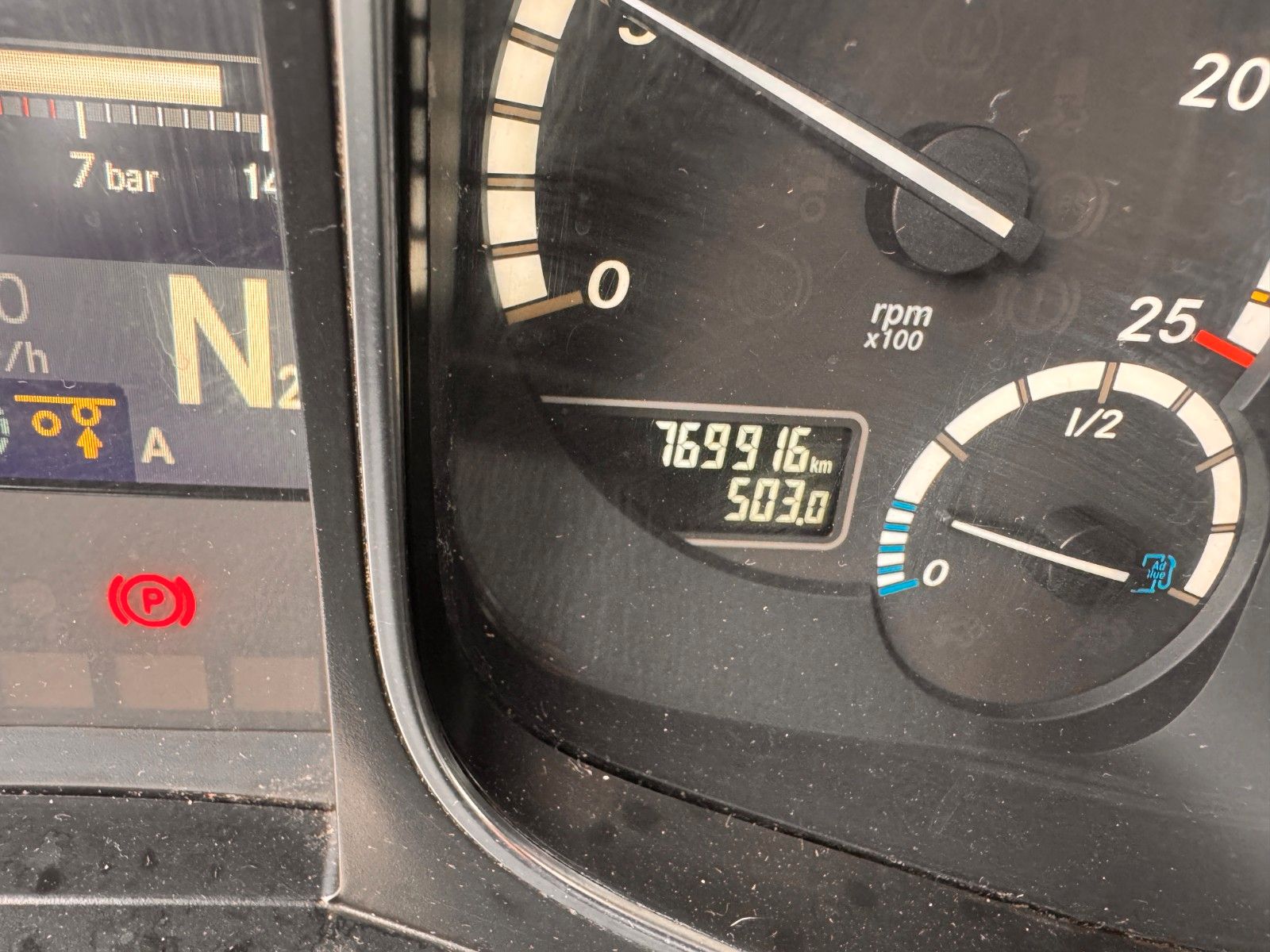 Fahrzeugabbildung Mercedes-Benz Actros 2542 LnR 6x2 Retarder Standklima