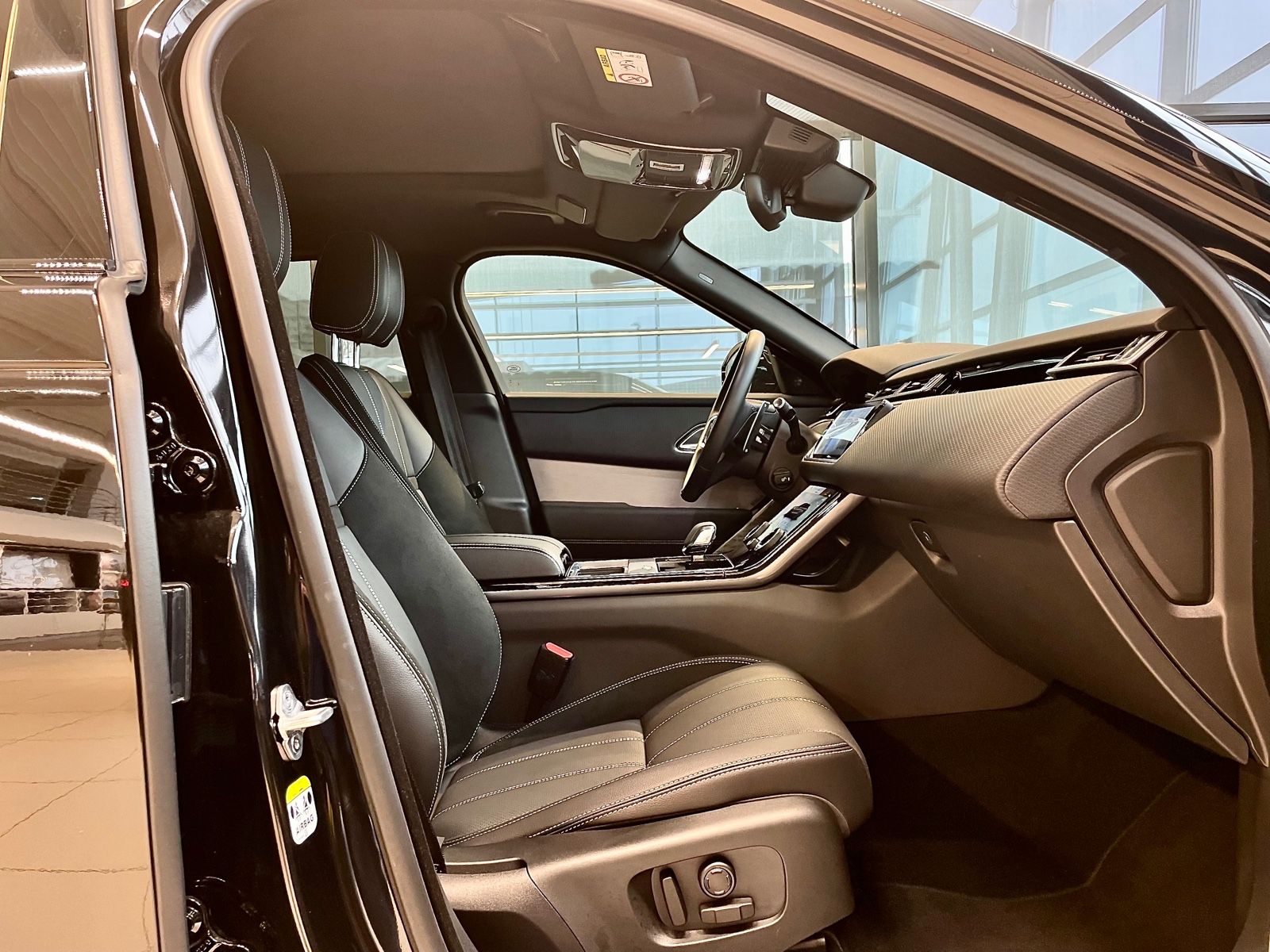 Land Rover Range Rover Velar P400 R-Dynamic Matrix ACC imagem 3