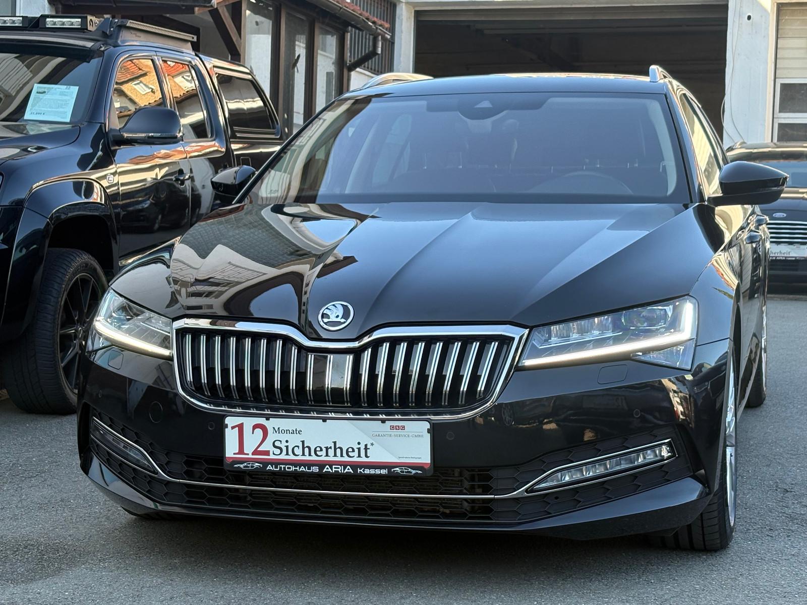 Skoda Superb 2.0 TDI DSG Combi Style KAM ACC NAV LEDER