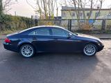 Mercedes-Benz CLS 350 - Sehr guter Zustand - blaue Mercedes-Benz CLS 350