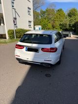 Mercedes-Benz E 220d T  AMG Line MB100 Garantie Burmester - Mercedes-Benz E 220: Standheizung