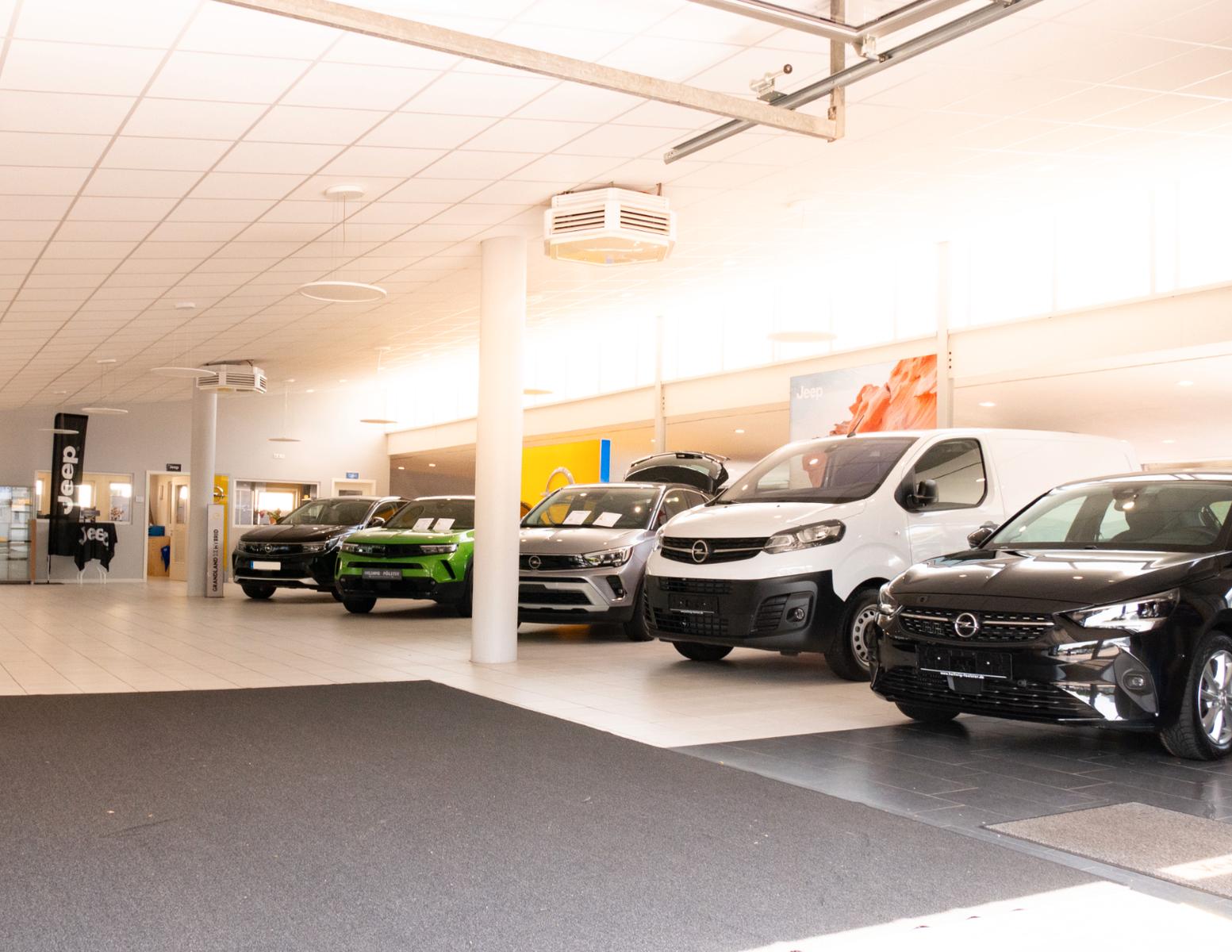showroom-image-main
