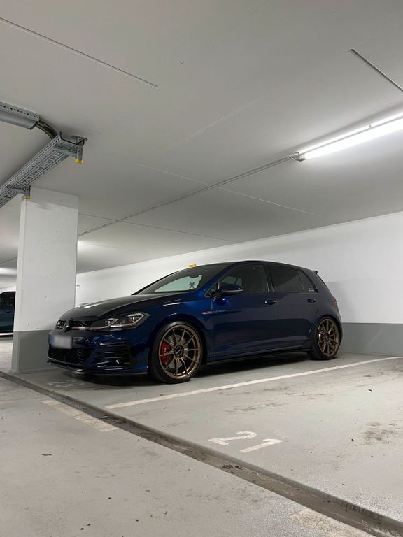Image of Volkswagen Golf Sportsvan