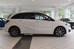 MERCEDES-BENZ B 220 4Matic~Navi~Automatik~Night~Klima~18 Zoll MERCEDES-BENZ B 220 4Matic~Navi~Automatik~Night~Klima~18 Zoll