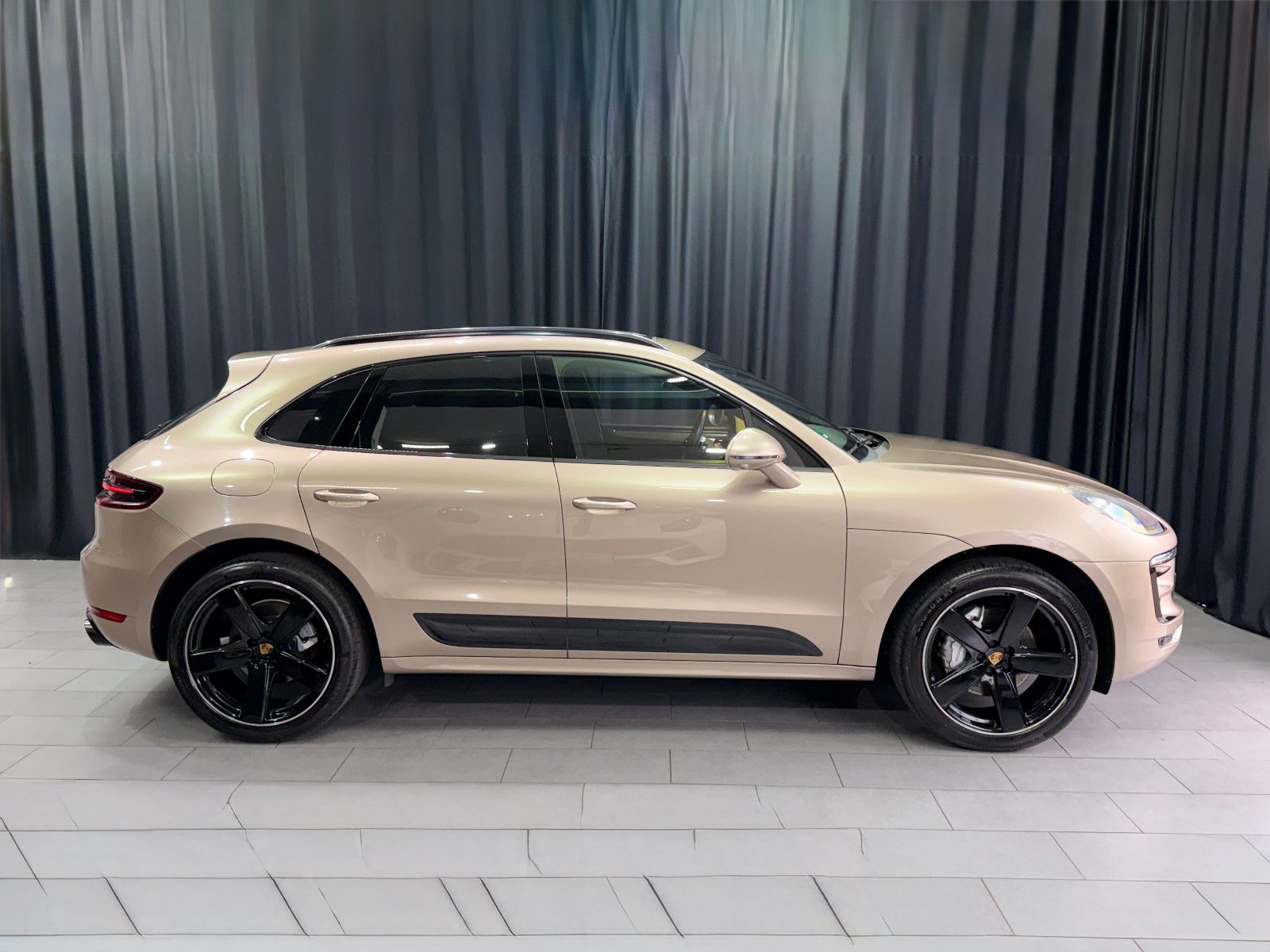 Fahrzeugabbildung Porsche Macan S Diesel |PANO|360°|LED|BOSE|VOLL